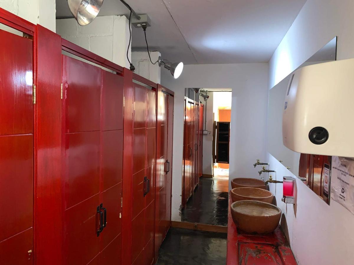 Hostal Casa Estacion Medellín Esterno foto