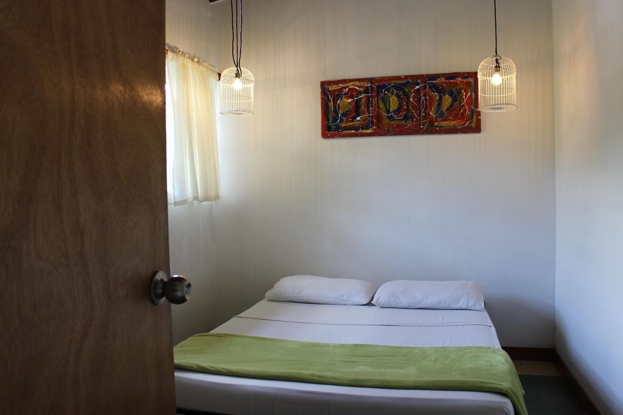 Hostal Casa Estacion Medellín Esterno foto
