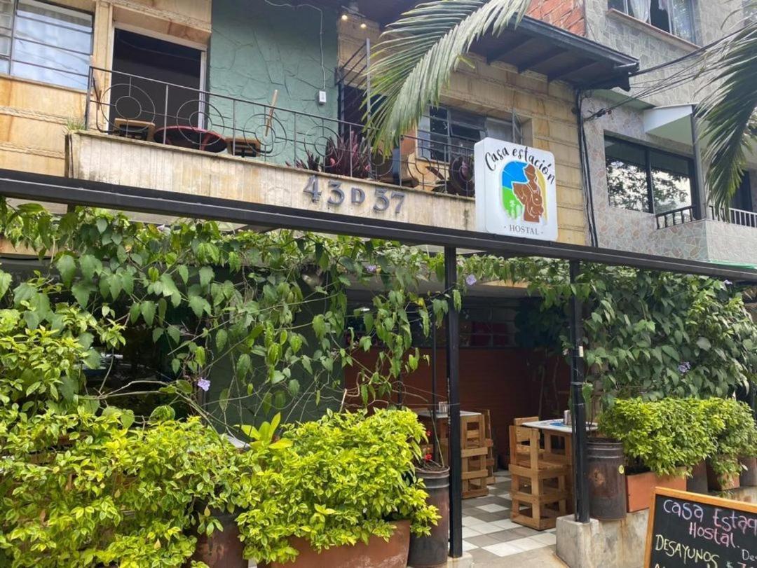 Hostal Casa Estacion Medellín Esterno foto