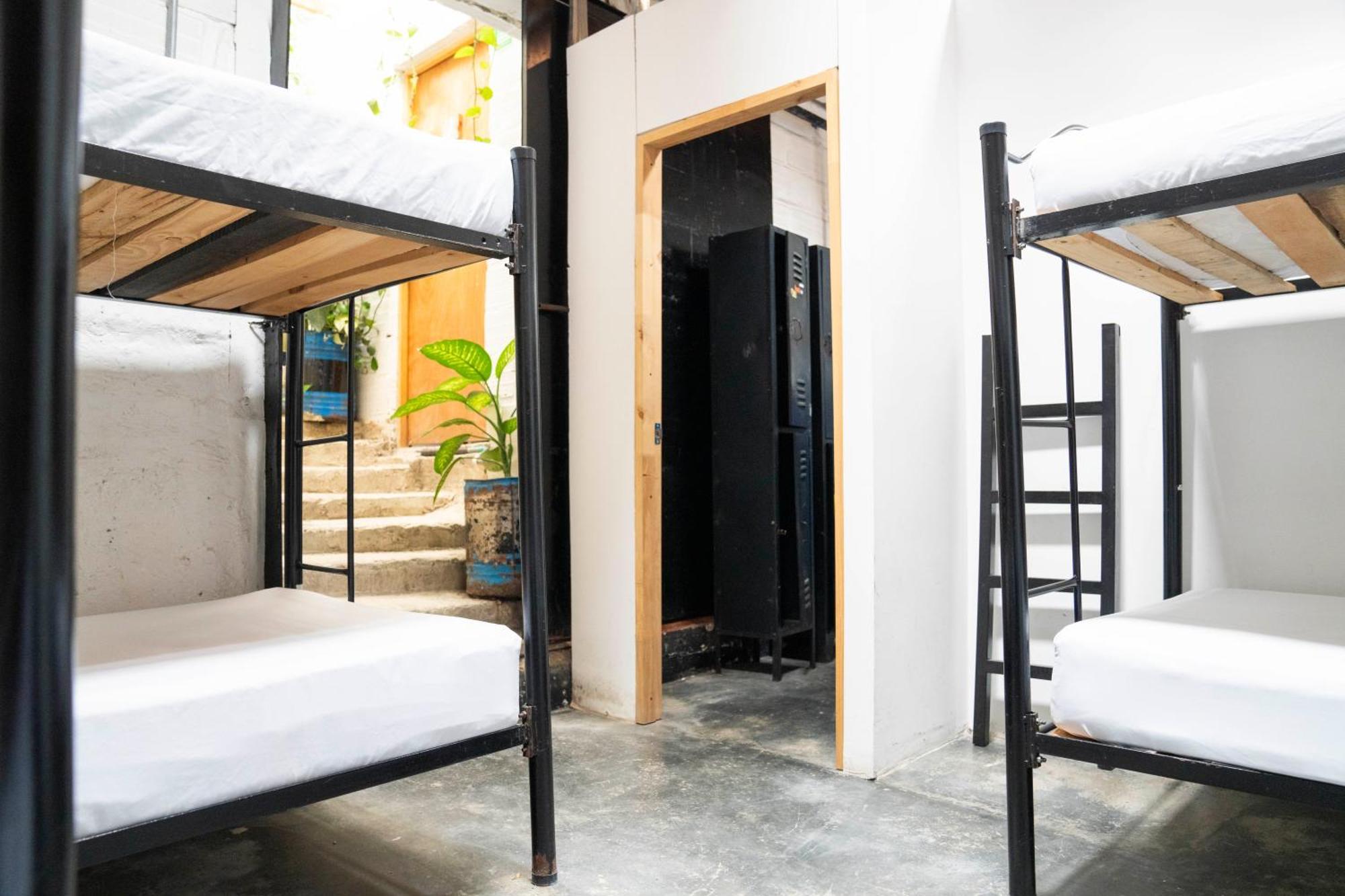 Hostal Casa Estacion Medellín Esterno foto